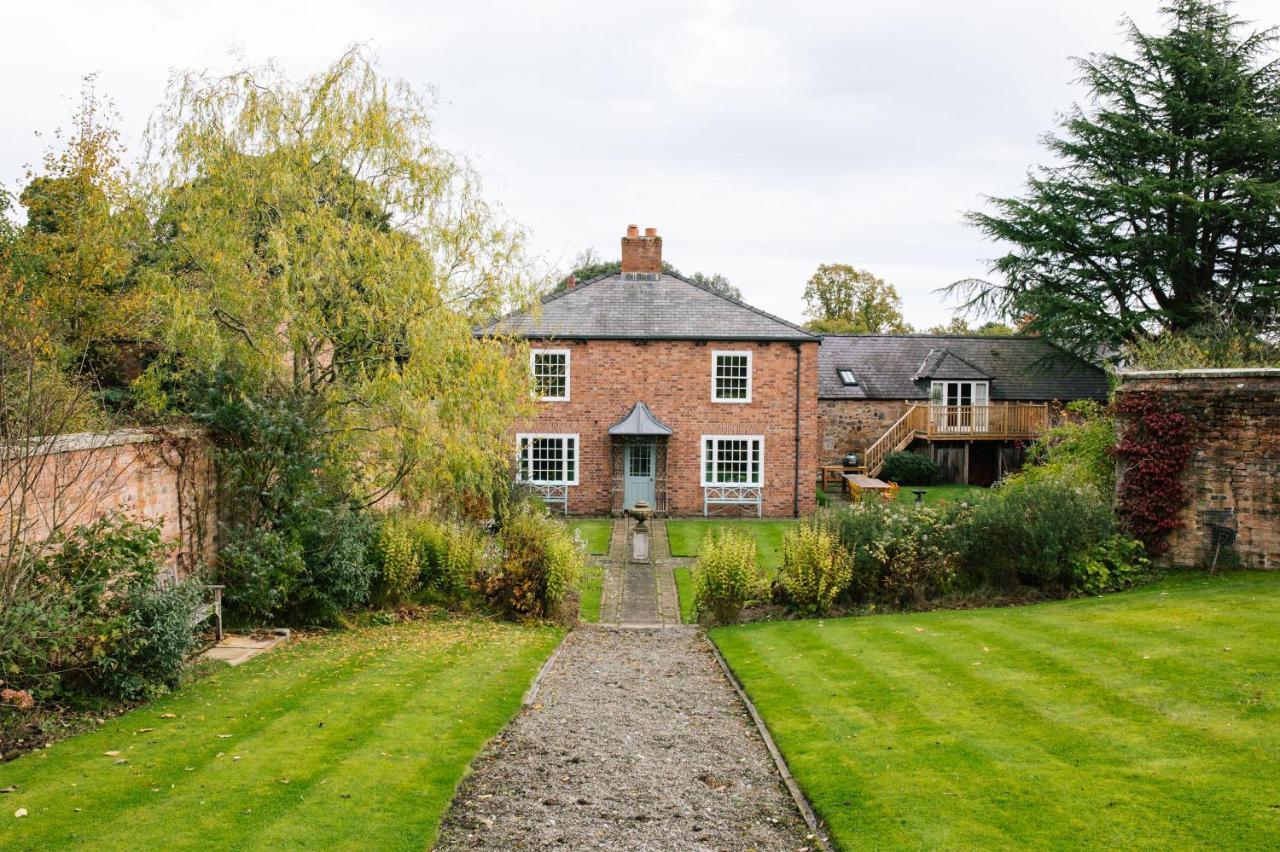 Gardener'S House - Hawarden Estate Vila Exterior foto